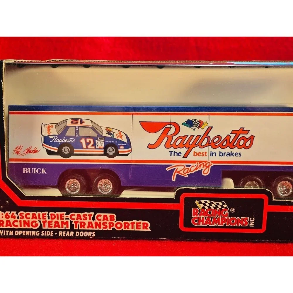 HUT‎ STRICKLIN NASCAR TRANSPORTER BUNDLE w/MATCHING STOCKCAR & PLAYER CARD